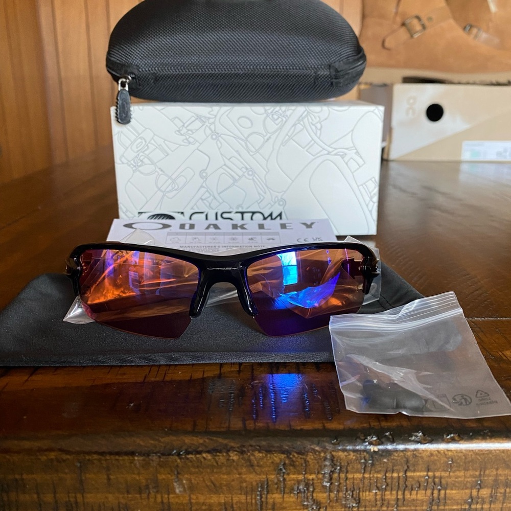 Oakley Flak 2.0 ~ Golf Frame and Lenses
